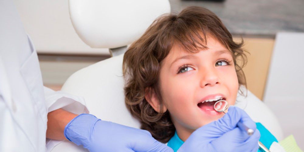 Cuándo realizar la primera visita al dentista